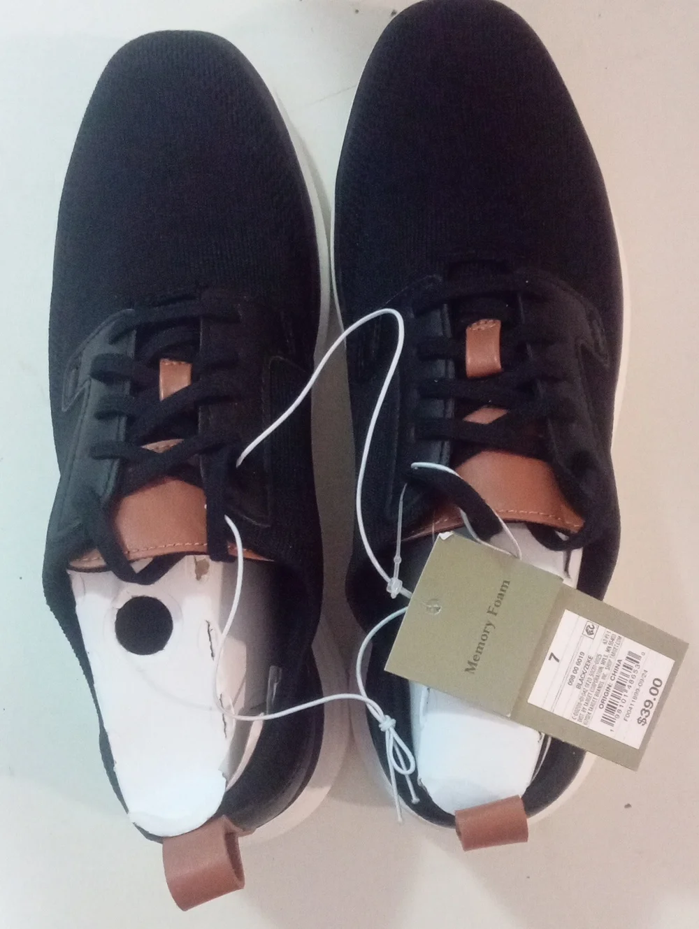 Goodfellow Men's Black Casual Lace-Up Sneakers with Brown Accent Sz 7 NWT $40